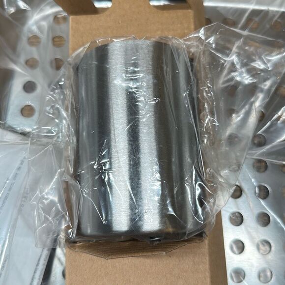 Pampered Chef BBQ Roasting Pan & Can Holder #2714 Discontinued NEW in Box - Picture 2 of 5